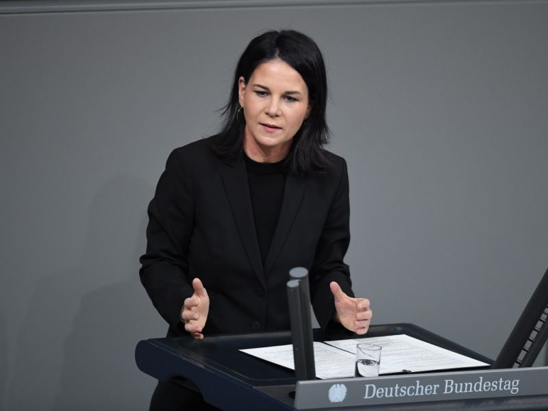 Annalena Baerbock News: Baerbock läuft Halbmarathon in New York