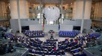 Abgeordnete des Bundestages erhalten ab 1. Juli 2024 eine Diätenerhöhung.