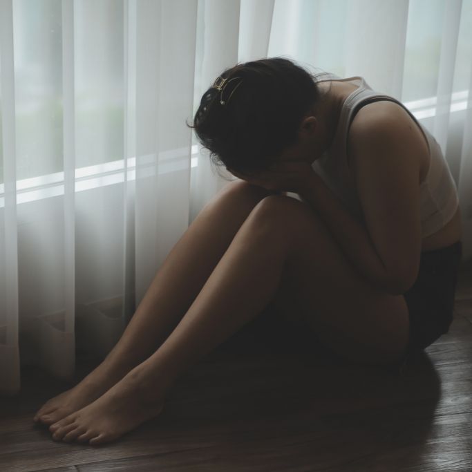 17 Teenager tatverdächtig! Minderjähriges Mädchen monatelang vergewaltigt