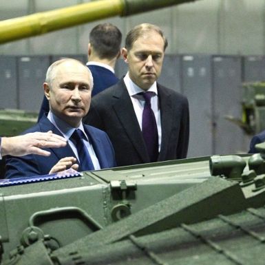 Militär-Experte warnt vor irrem Weltraum-Plan des Kreml-Chefs