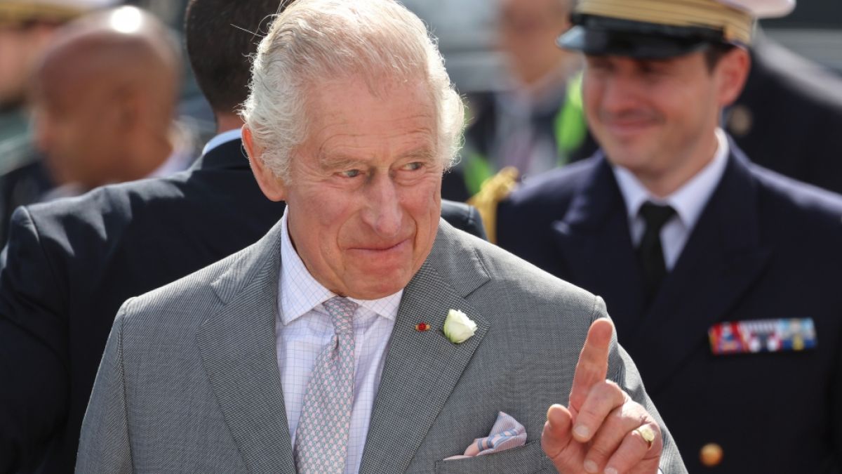 Aktuell muss der royale Alltag ohne König Charles III. über die Bühne gehen - doch die Royals-News sind auch ohne den Monarchen turbulent bis zum Anschlag. (Foto)