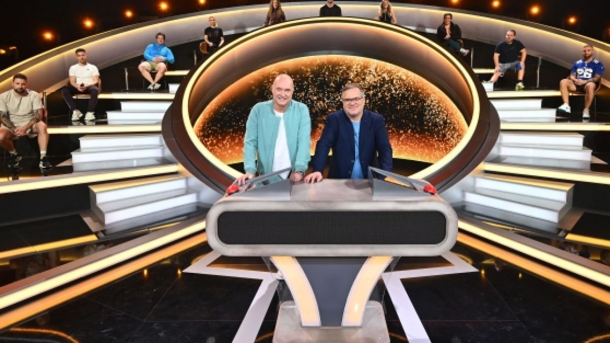 Kam nicht bei allen RTL-Zuschauern gut an: Frank Buschmann (links) als TV-Partner von Elton. (Foto)