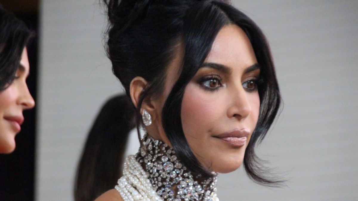 Kim Kardashian erinnert ihre Fans an die neue Frau ihres Ex-Mannes Kanye West. (Foto)