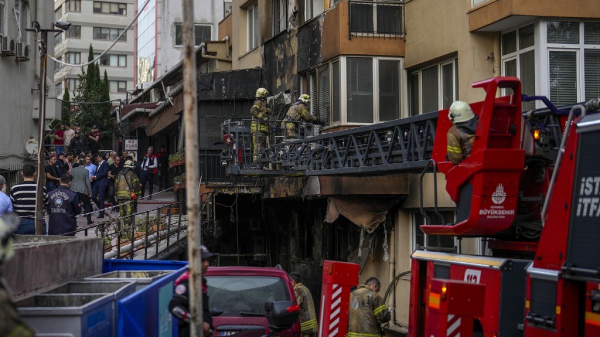Mindestens 29 Menschen starben nach einem Brand in einem Istanbuler Nachtclub. (Foto)