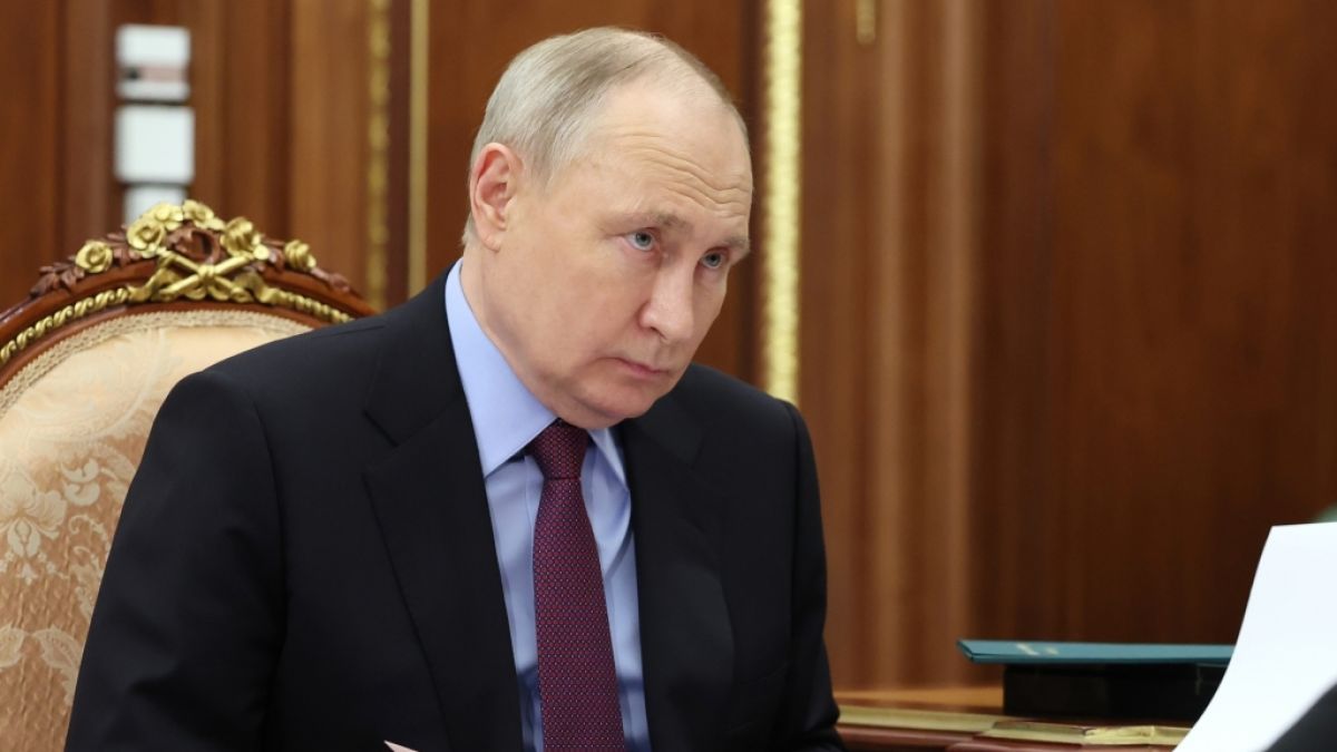 Wladimir Putin schweigt zu den angeblich jüngsten Verlusten seiner Artilleriesysteme. (Foto)