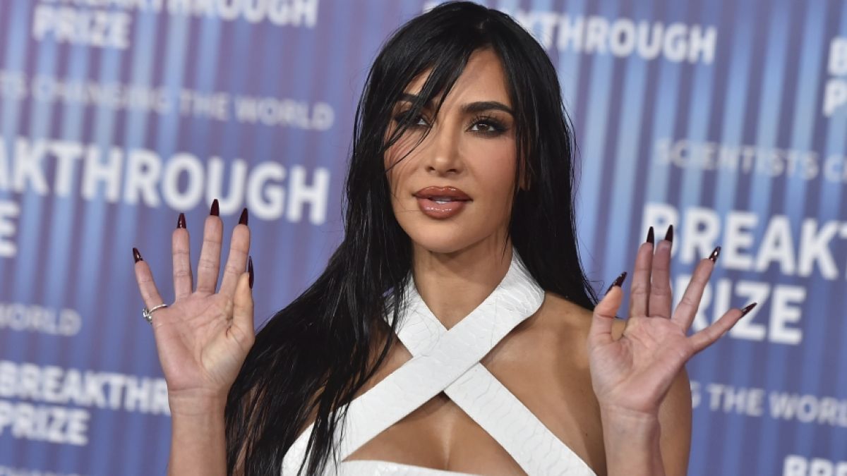 Kim Kardashian macht ihre Fans bei Instagram verrückt. (Foto)