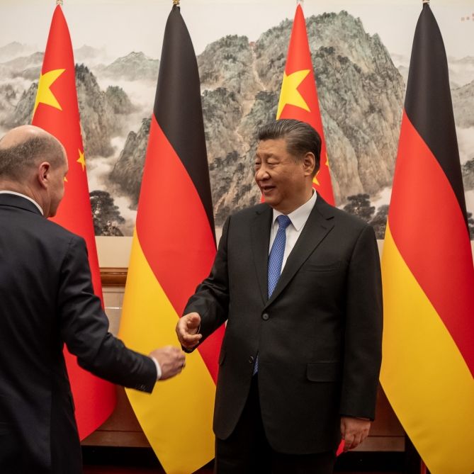 Olaf Scholz zu Besuch bei China-Machthaber Xi Jinping.