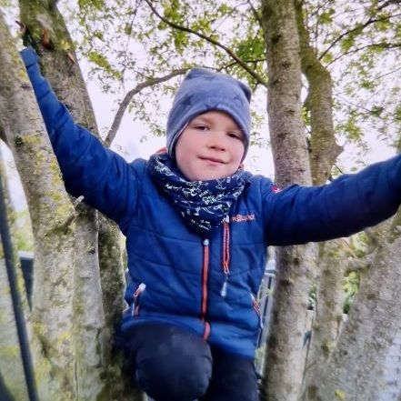 Kind lief in den Wald - Überwachungskamera zeichnet Arians (6) Verschwinden auf