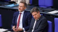 Christian Lindner und Robert Habeck sitzen nebeneinander auf der Regierungsbank.