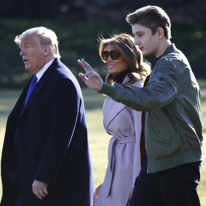 Donald Trump mit Frau Melania und seinem jüngsten Sohn Barron (v.l.). Sein Nachwuchs soll ihm zur erneuten Wahl als US-Präsident verhelfen
