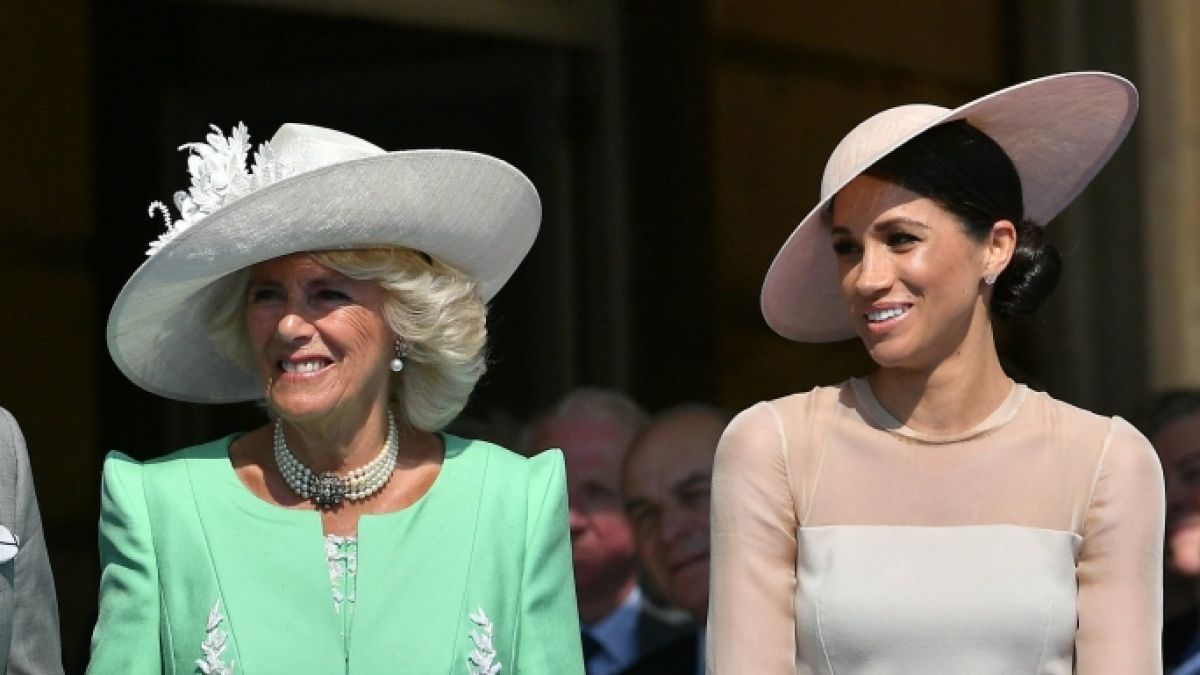 Die aktuellen Beliebtheitswerte von Königin Camilla bleiben für Meghan Markle unerreicht - dabei war die Königsgemahlin einst selbst royale Hassfigur Nummer eins. (Foto)