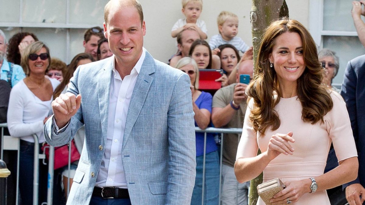 Prinzessin Kate und Prinz William gelten als royales Traumpaar - derzeit müssen die Königshaus-Fans jedoch notgedrungen auf Begegnungen mit der Prinzessin von Wales verzichten. (Foto)