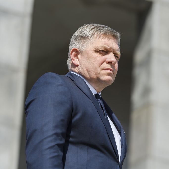 Slowakischer Ministerpräsident von vier Kugeln getroffen - Zustand 