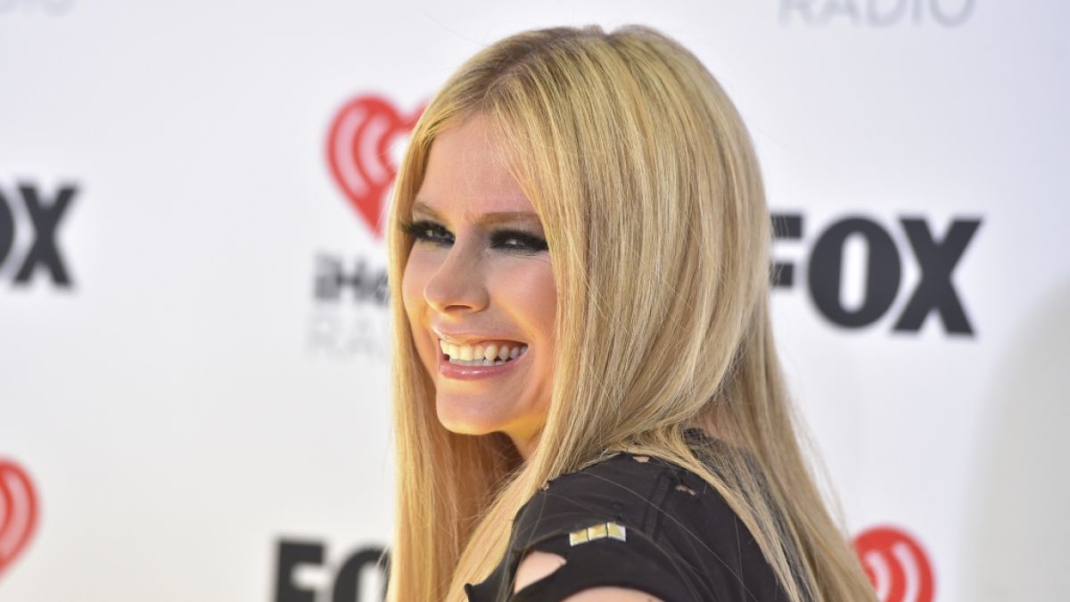 Avril Lavigne dementiert wilde Verschwörunsgtheorie. (Foto)