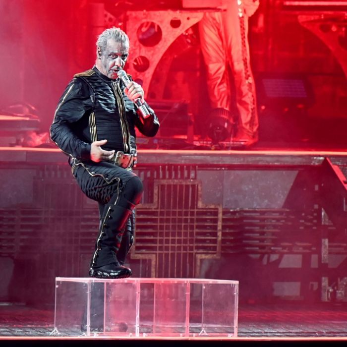 Till Lindemann, Frontsänger der Band Rammstein, bei einem Konzert 2022.