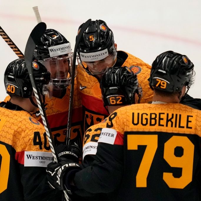 Deutschland bezwang bei der Eishockey-WM Kasachstan mit 8:2.