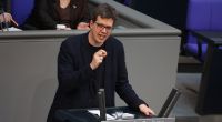 Der FDP-Bundestagsabgeordnete Lukas Köhler spricht sich für neue Arbeitszeitregeln aus.