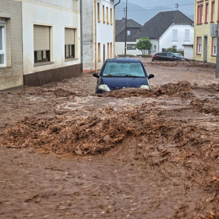Hochwasser-Gefahr noch nicht gebannt - neuer Starkregen im Anmarsch