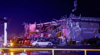 Ein Tornado zerstörte eine Tankstelle im US-Bundesstaat Texas.