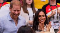 Prinz Harry und Meghan Markle müssen sich aktuell heftige Vorwürfe von Royals-Insidern gefallen lassen.