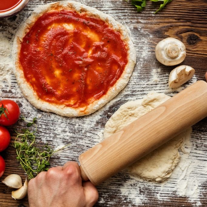 Fertigteig für Pizza mit Fremdkörpern verunreinigt - Gesundheitsgefahr!