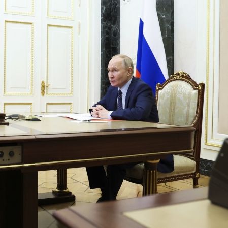 Putin-Vertrauter erklärt: 40 Atombomben löschen Polen aus