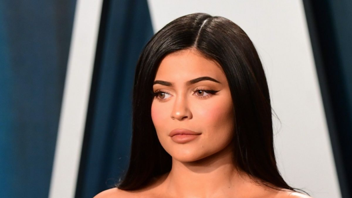 Kylie Jenner sorgt mit freizügigen Bildern auf Instagram für Kritik. Kylie Jenner sorgt mit freizügigen Bildern auf Instagram für Kritik. (Foto)