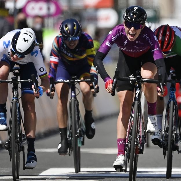 Niewiadoma gewinnt Gesamtwertung mit 4 Sekunden Vorsprung