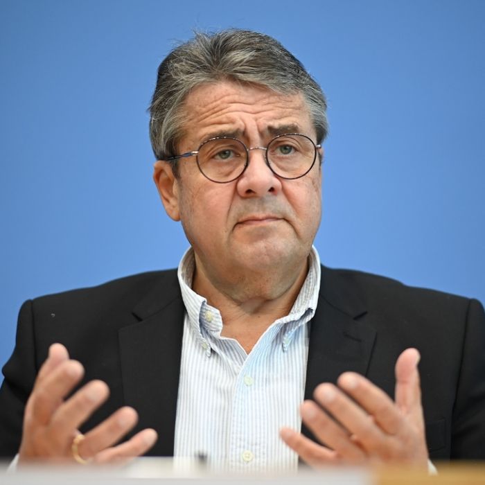 Netz-User außer sich: SPD-Politiker offen für deutschen Einsatz im Ukraine-Krieg