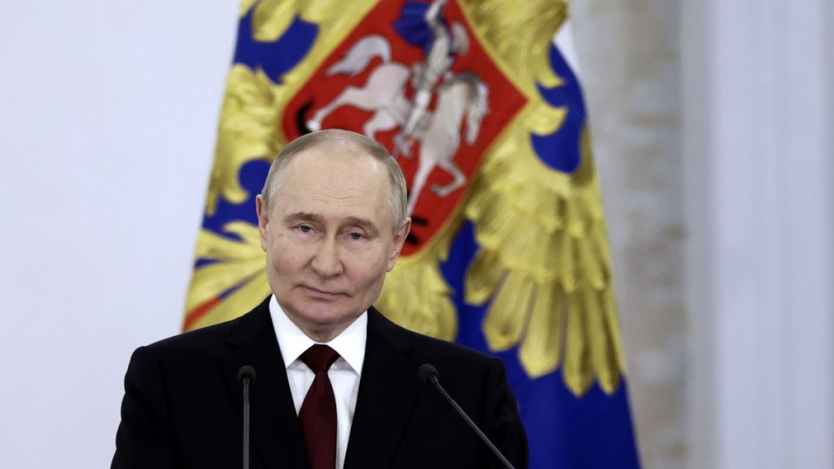 Wladimir Putin ordnete Militärübungen mit taktischen Atomwaffen an. (Foto)