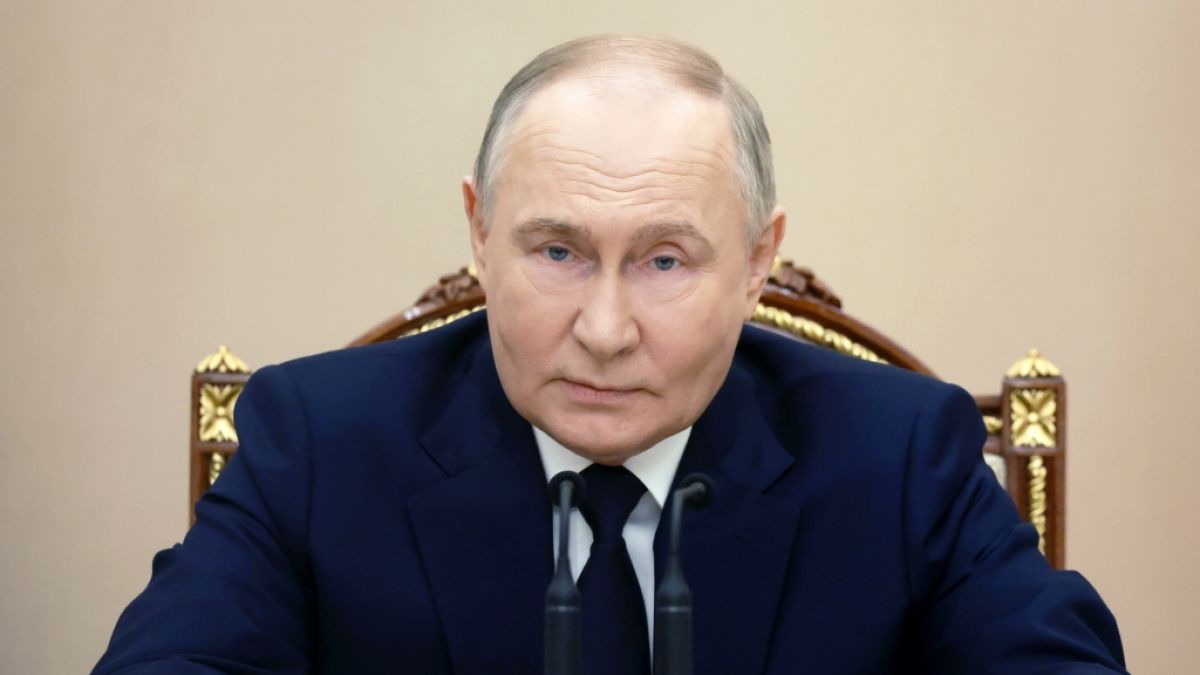 Hat Wladimir Putin ein U-Boot-Problem? Neue Bilder lassen vermuten, dass Putins Kriegsschiffe nicht gerade auf dem neuesten Stand sind. (Foto)