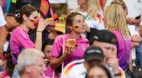 Lena Wurzenberger, Freundin von Deutschlands Bundestrainer Julian Nagelsmann, fieberte auch beim 2. Gruppenspiel gemeinsam mit den Spielfrauen auf der Tribüne mit.