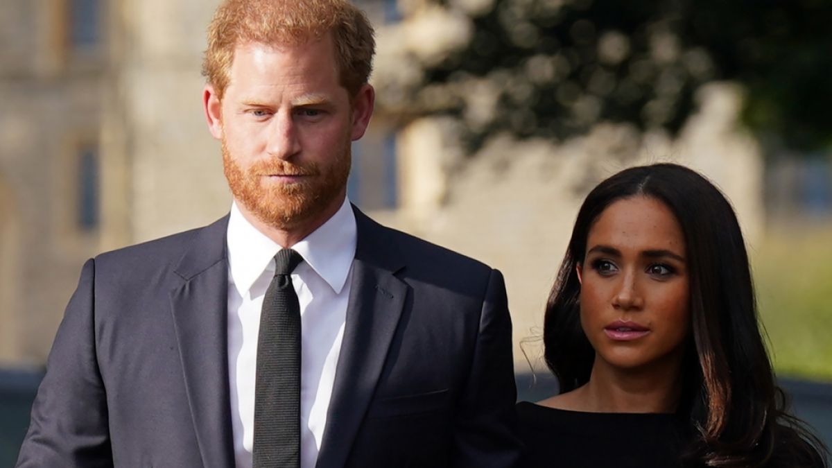 Prinz Harry und Meghan Markle sollen eine weitreichende Entscheidung getroffen haben, die eine Menge Geld kosten soll - es geht um die Kinder des Paares, Archie und Lilibet. Prinz Harry und Meghan Markle sollen eine weitreichende Entscheidung getroffen haben, die eine Menge Geld kosten soll - es geht um die Kinder des Paares, Archie und Lilibet. (Foto)