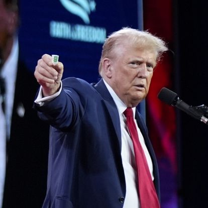 Ex-Präsident will Migranten jetzt in Käfigen kämpfen lassen