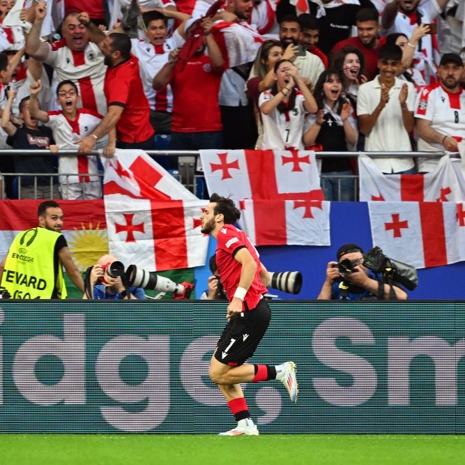 EM-Neuling Georgien sensationell weiter - auch Türkei folgt Portugal ins Achtelfinale