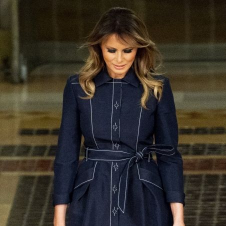 Vor aller Augen abwesend: Melania lässt Ehemann Donald sitzen