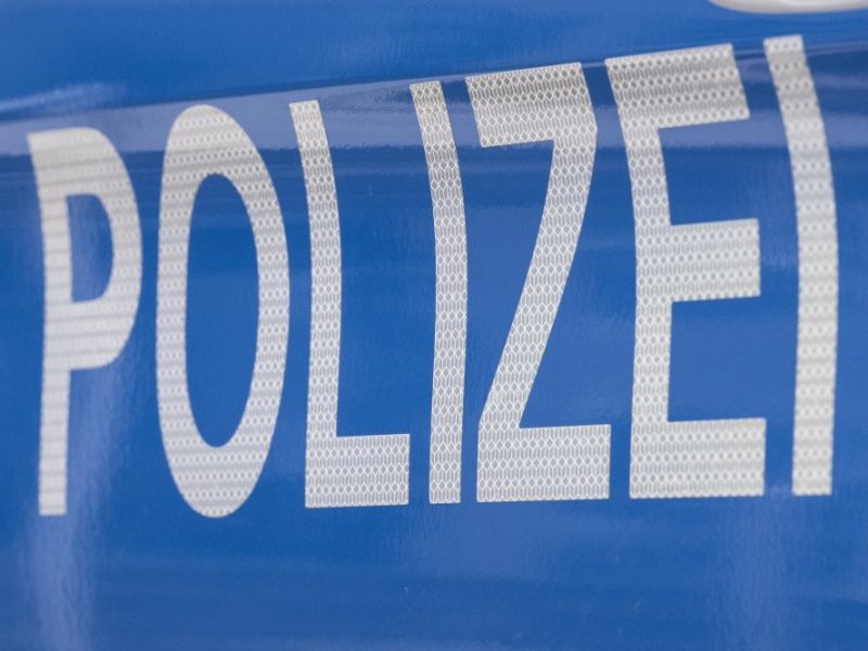 Unfall: Frau in Leipzig zwischen zwei Straßenbahnen eingeklemmt