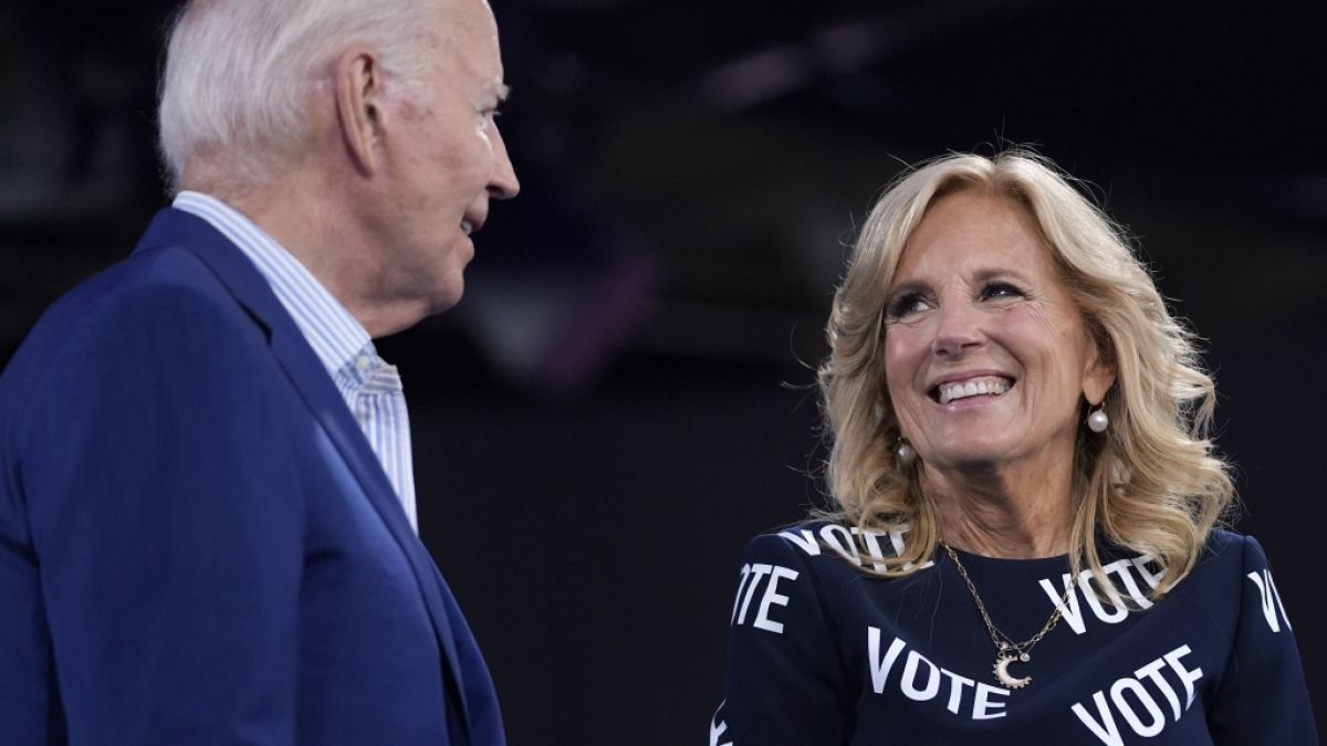 Auf seine Ehefrau Jill kann sich US-Präsident Joe Biden selbst in herausfordernden Phasen des Präsidentschaftswahlkampfes verlassen. (Foto)