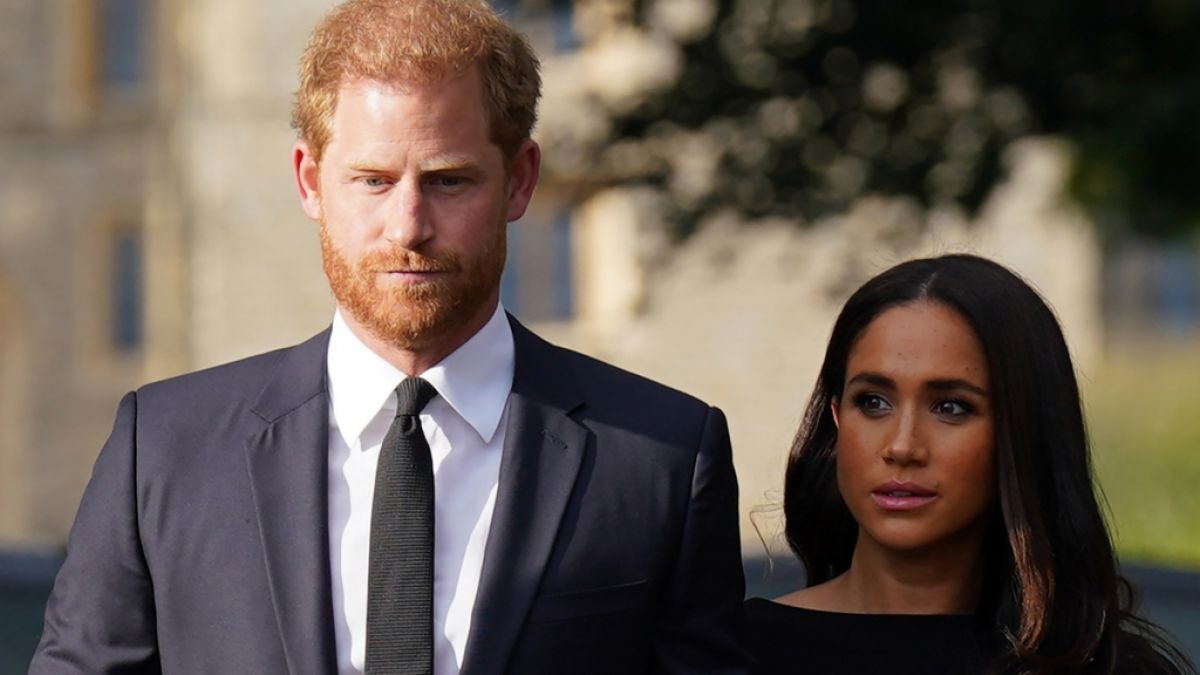 Gut möglich, dass Prinz Harry schon im Geiste seine Umzugskisten packte, als dieses Foto geschossen wurde... Gut möglich, dass Prinz Harry schon im Geiste seine Umzugskisten packte, als dieses Foto geschossen wurde... (Foto)