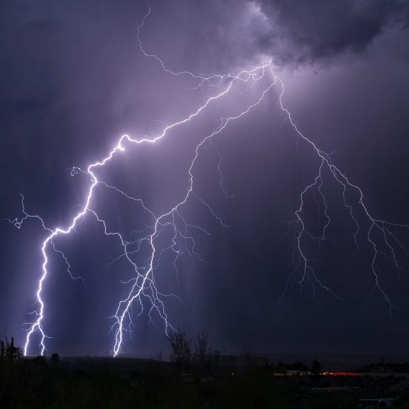 Gewitterband schiebt sich über Deutschland - Hier sind Tornados möglich