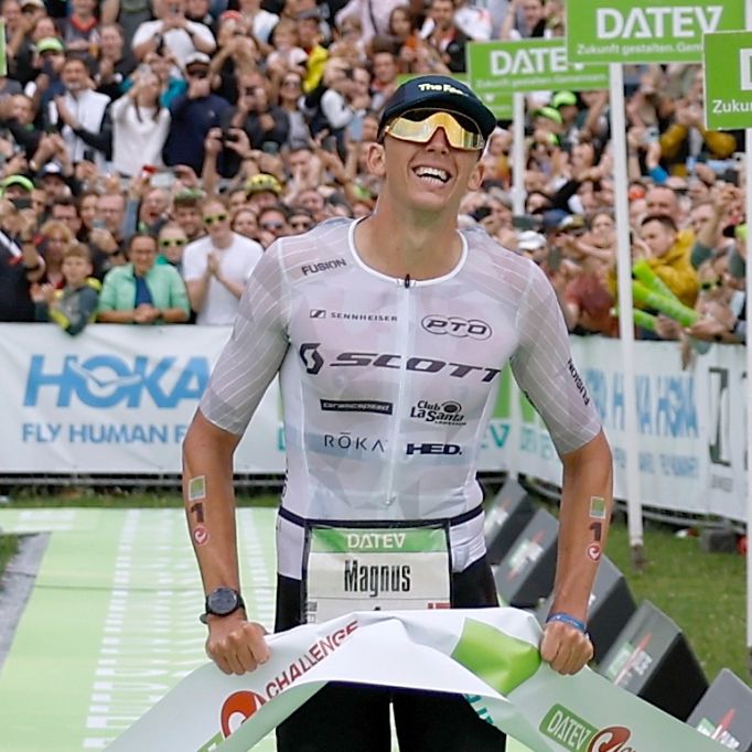 Erneut Weltbestzeit bei Challenge Roth - Magnus Ditlev siegt, bitteres Aus für Patrick Lange