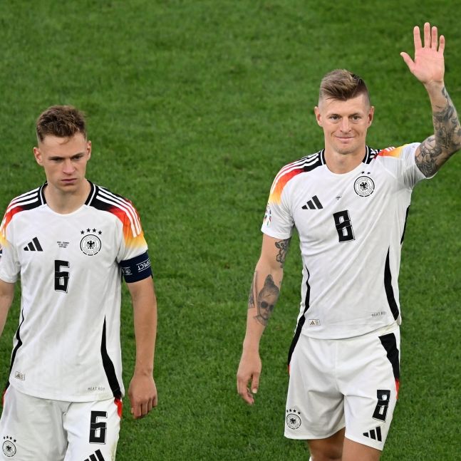 Hautpilz breitet sich aus - Experten warnen vor Trendfrisuren der DFB-Stars