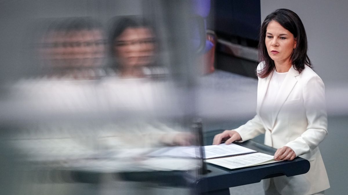 Annalena Baerbock wurde wegen hoher Ausgaben für eine persönliche Stylistin böse angefeindet. Annalena Baerbock wurde wegen hoher Ausgaben für eine persönliche Stylistin böse angefeindet. (Foto)