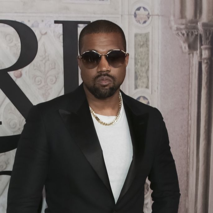 In diesem gewagten Transparent-Top geht Kanyes Frau volles Risiko