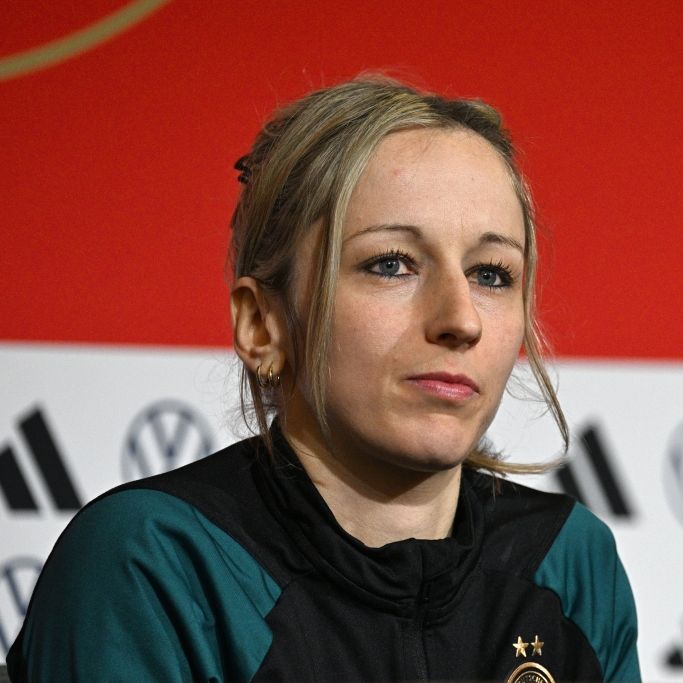 Diesem Ex-Bundesligaspieler schenkt die Fußballerin ihr Herz