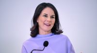Annalena Baerbock verteidigt die geplante Stationierung von US-Waffen in Deutschland.