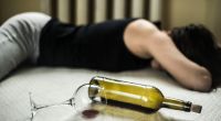 Er flößte einer 14-Jährigen Alkohol bis zur Bewusstlosigkeit ein und vergewaltigte das Mädchen - dafür wurde ein 30-Jähriger zu elf Jahren Haft verurteilt (Symbolfoto).