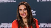 Nina Moghaddam zeigte auf Mallorca im Badeanzug viel Haut.