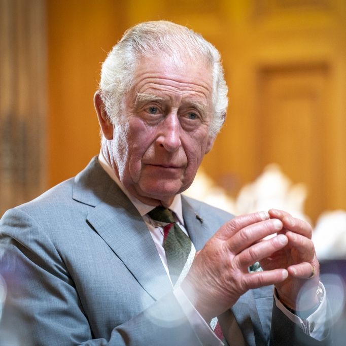 Notfallmeeting verdirbt König Charles III. wohlverdienten Sommerurlaub
