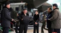 Kim Jong Un nimmt seine Tochter Kim Ju Ae inzwischen ganz selbstverständlich mit zu offiziellen Terminen.